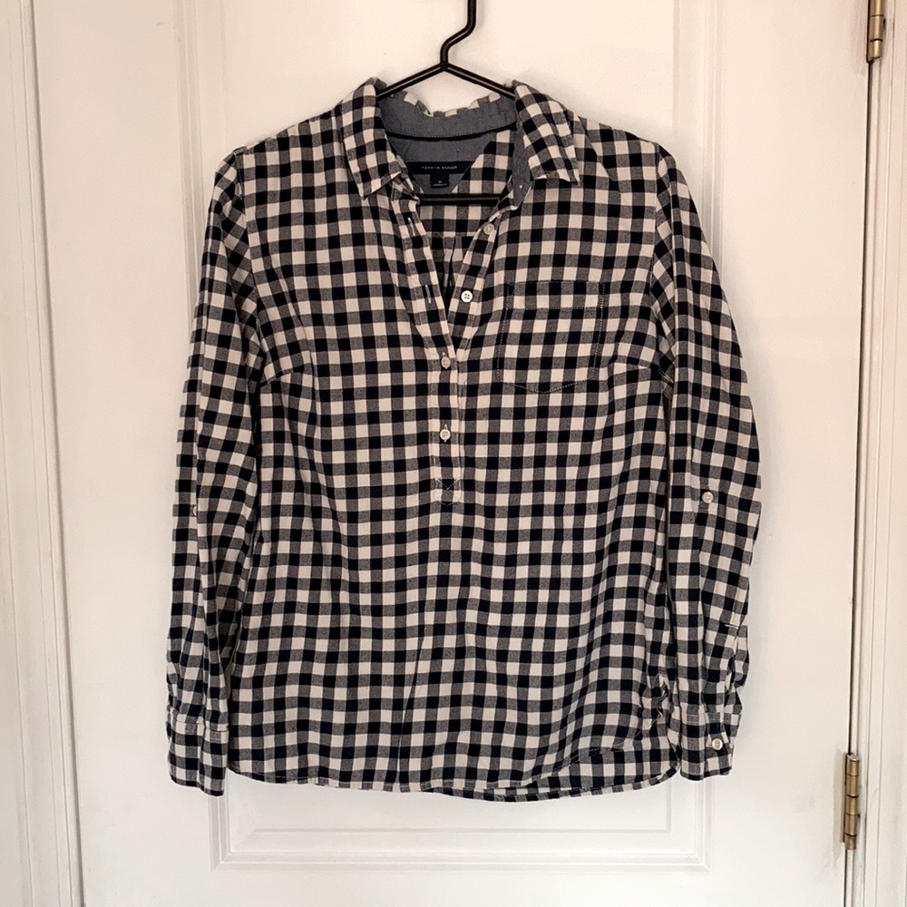 🎉 3/$15 Tommy Hilfiger Navy Gingham Collared Shirt